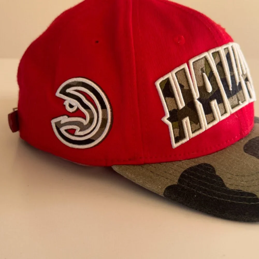 Atlanta Hawks NBA Cap hat strapback Pro Standard Leather Camo Vintage RARE